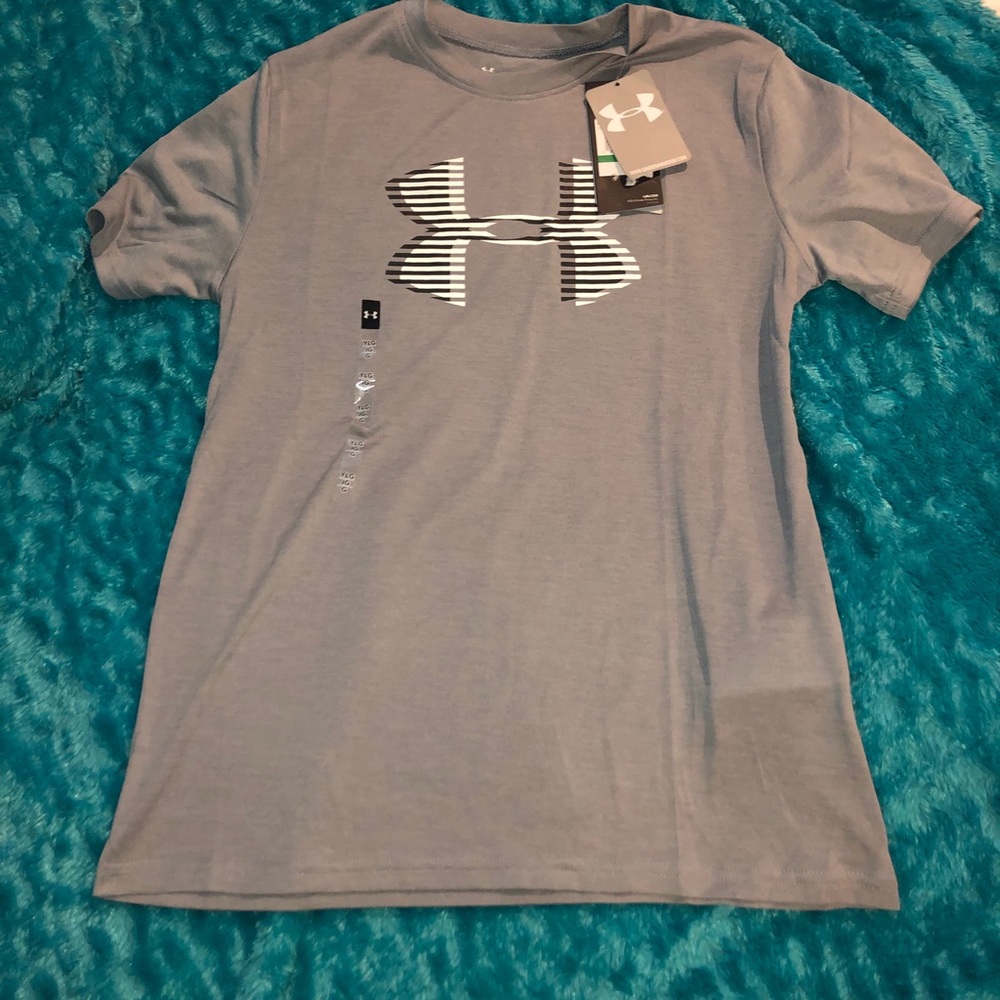 Boys under armour shirt